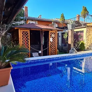 Adriana Bed & Breakfast Premantura