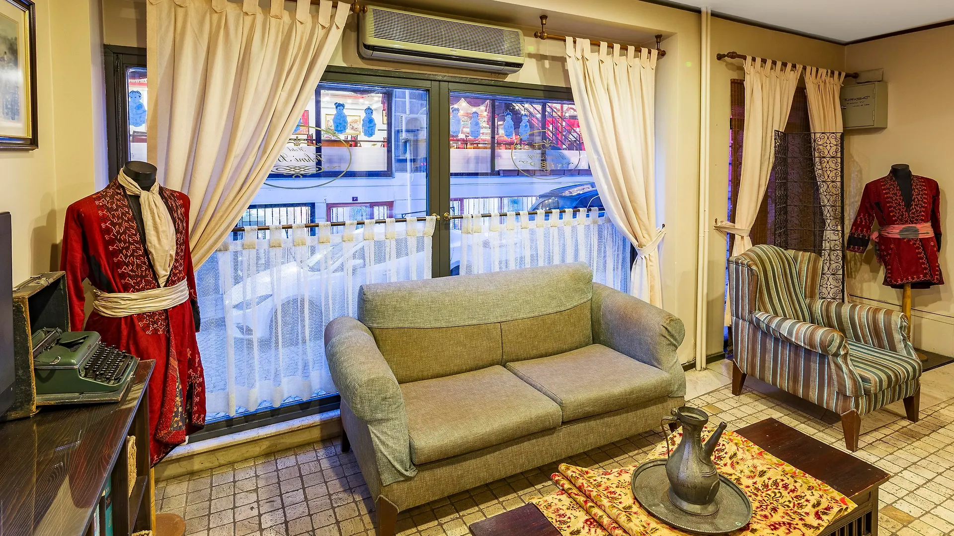 Hotel Fehmi Bey - Special Category Istanbul 3*,